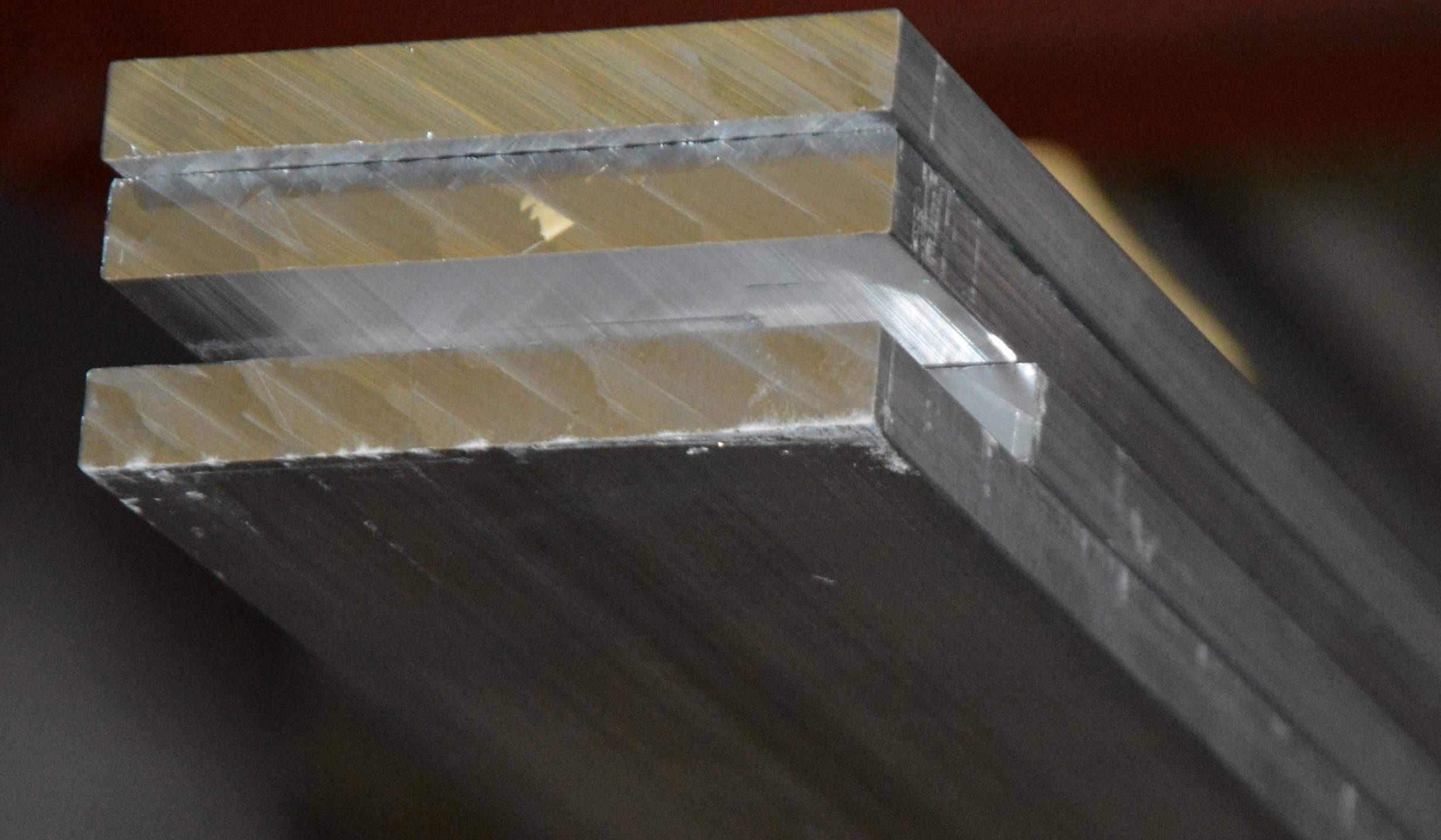 Hliníkové Tyč plochá