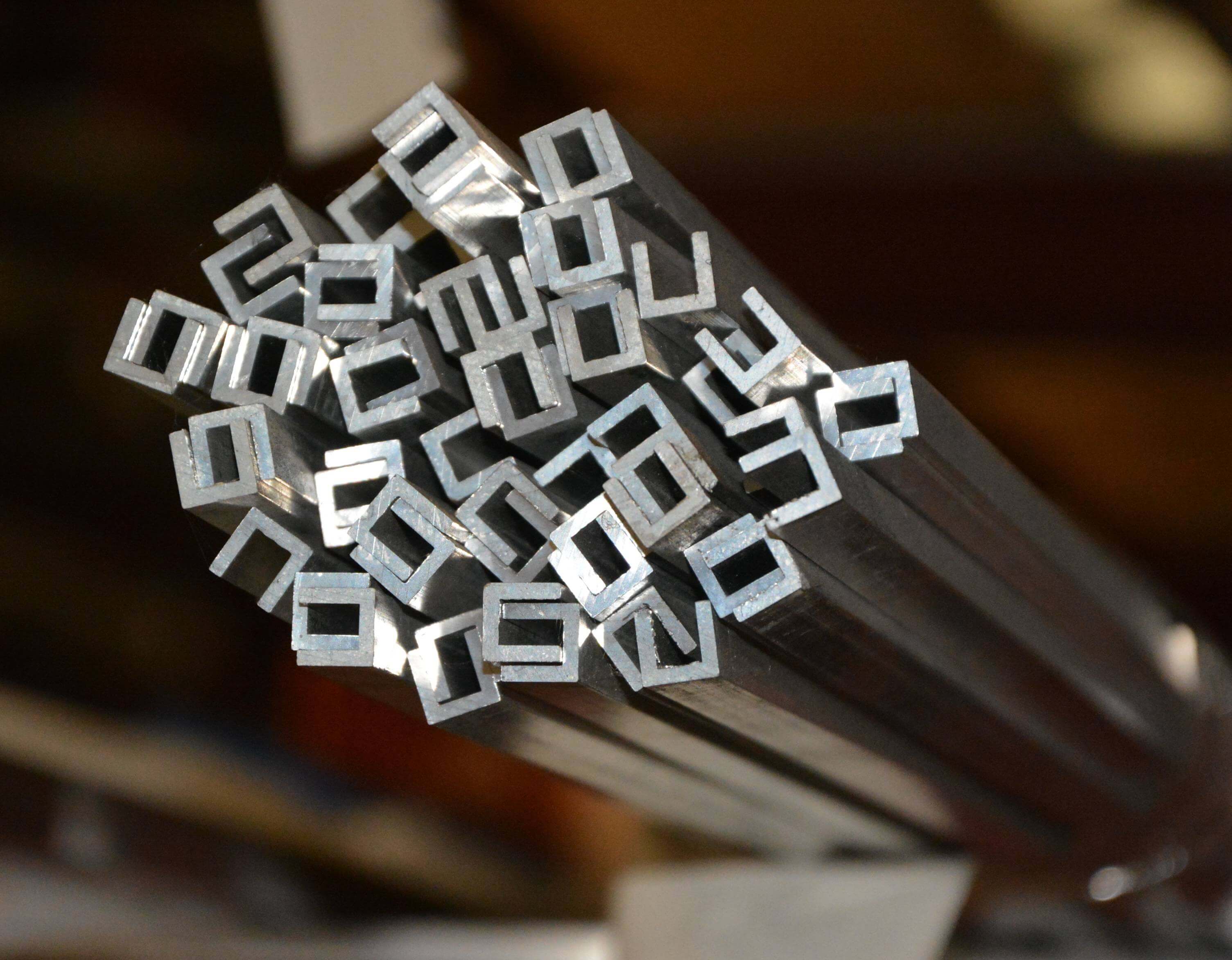 Hliníkové U-profil