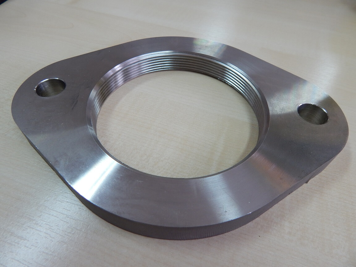 Nerezová oceľ Príruba